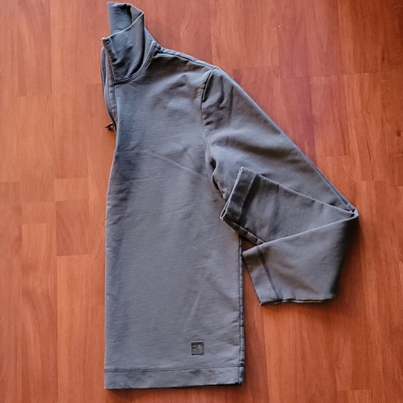 Hugo Boss Half-Zip Sweater, Size L - Picture 4 of 8